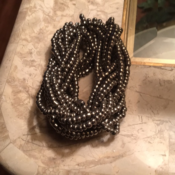 Jewelry - Picture 5 of 5